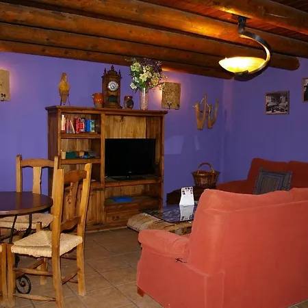 Hosteleria Santa Cruz 3* Santa Cruz de la Serós