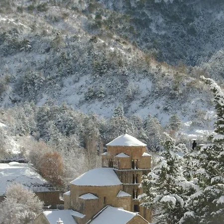 Hosteleria Santa Cruz 3*