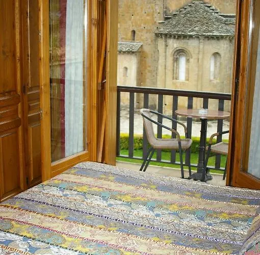 Hosteleria Santa Cruz 3*