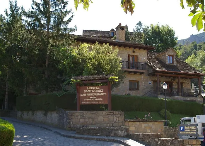 ゲストハウス Hosteleria Santa Cruz Santa Cruz de la Serós